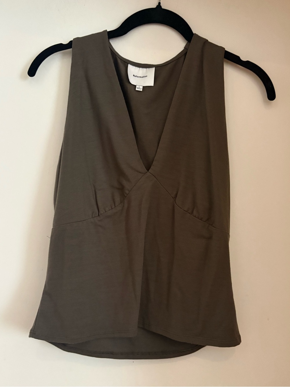 Reformation Olive V-Neck Sleeveless Top